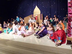 North Union Elementary 5th Graders Prepare For Musical 
